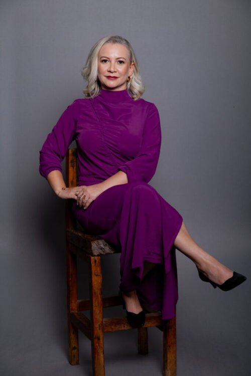 Psicóloga-Viviane-Almeida---Psicoterapia-para-Mulheres-Sobre